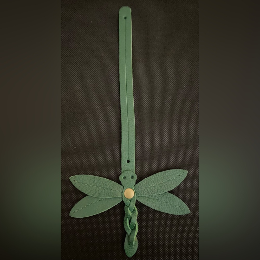 Portland Leather Goods Dragonfly tassel- Green